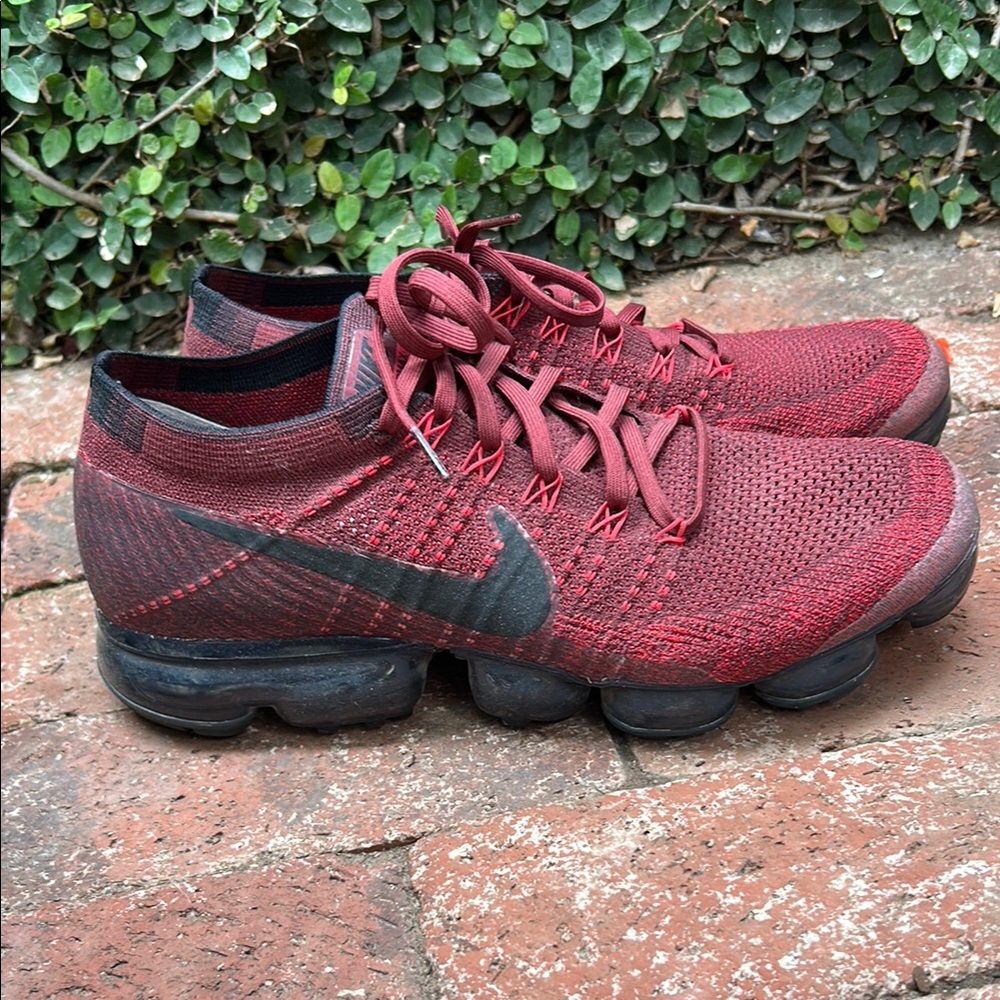 Nike Red and Black Athletic Shoes with Flyknit and VaporMax Cushioning